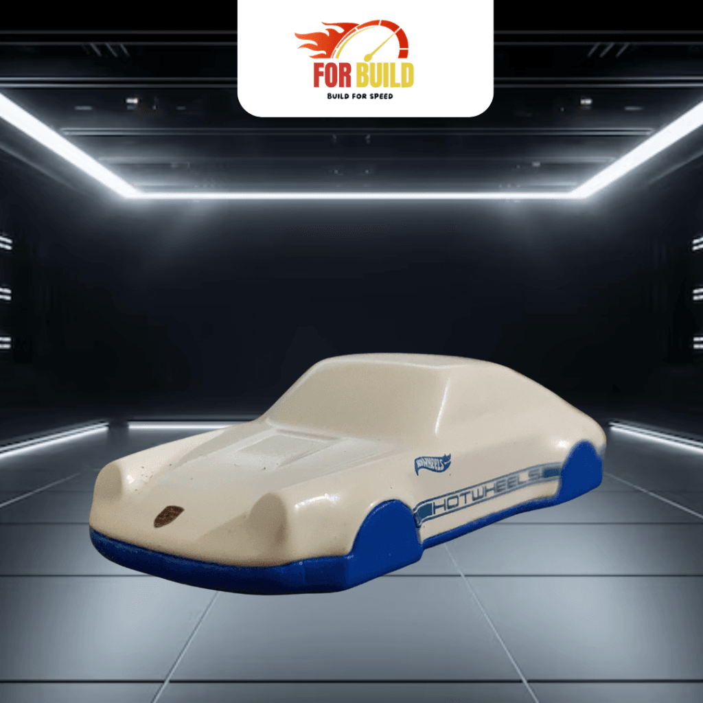 Xe mô hình Porsche 911 trắng xanh For Build, thiết kế nhỏ gọn, kiểu dáng thể thao sang trọng, phù hợp trưng bày, sưu tầm và làm quà tặng.